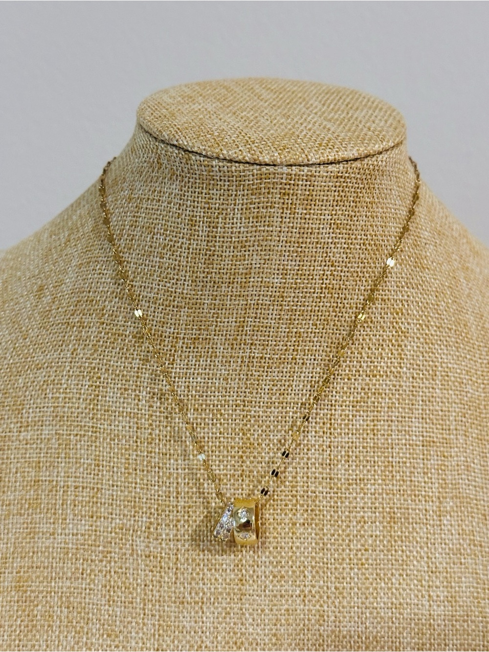 Fashion Jewelry Gold Necklace with Clear Crystal Accent